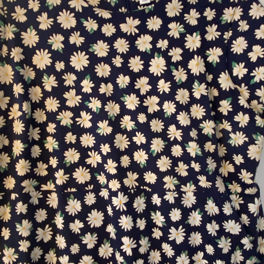 Navy & Daisy Print Old Navy T-shirt Style Dress